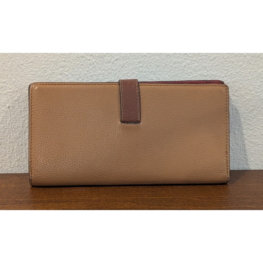 Loewe Large Vertical Wallet Tan Grained Calfskin Leather Anagram - Picture 2 of 11